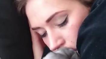 Sleepy gal making out with her sexy-ass doggo