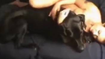 Voluptuous animal-loving tramp is blowing her cute pooch
